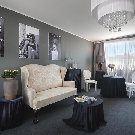 Boutique Hotel Chevalier By Bura Hotels - Adults Only Медулин Екстериор снимка