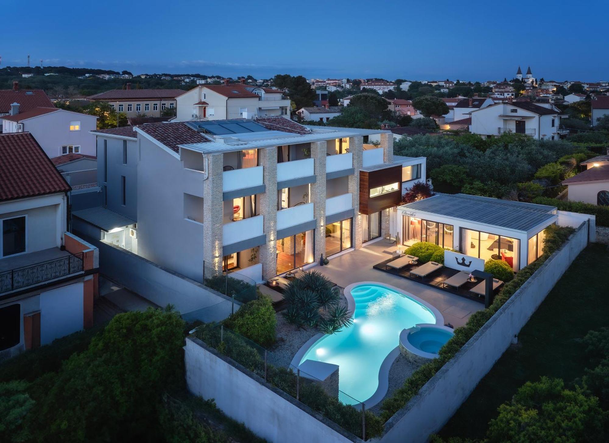 Boutique Hotel Chevalier By Bura Hotels - Adults Only Медулин Екстериор снимка